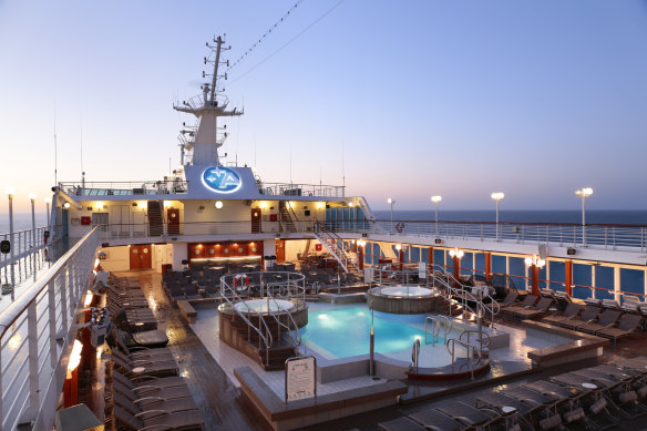 Azamara Pursuit is down-to-earth, relaxing and very pleasant.