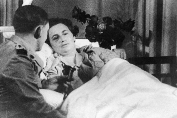 Sister Ellen Savage was interviewed in Greenslopes Army Hospital, Brisbane, after being rescued.
