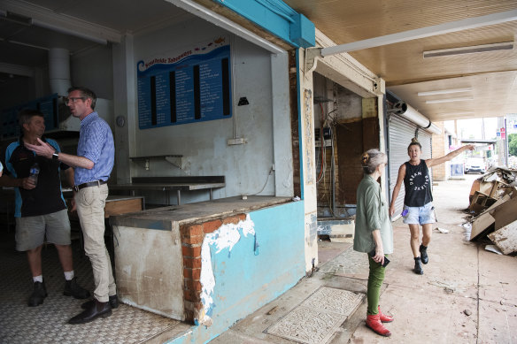 NSW Premier Dominic Perrottet touring a bakery in South Lismore. 