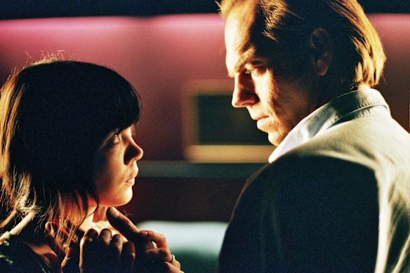 Lung, in a scene with Hugo Weaving in the 2005 film Peaches.