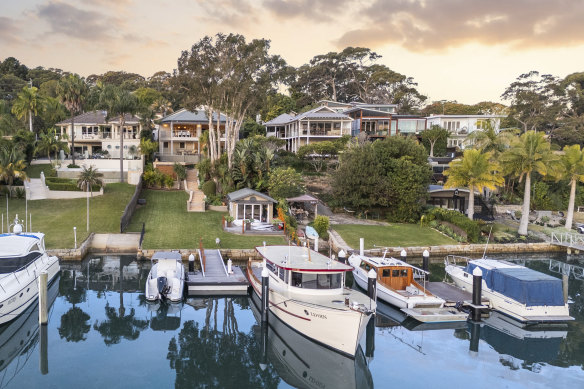 Lee Dillon is selling his Newport waterfront home for $10.5 million.