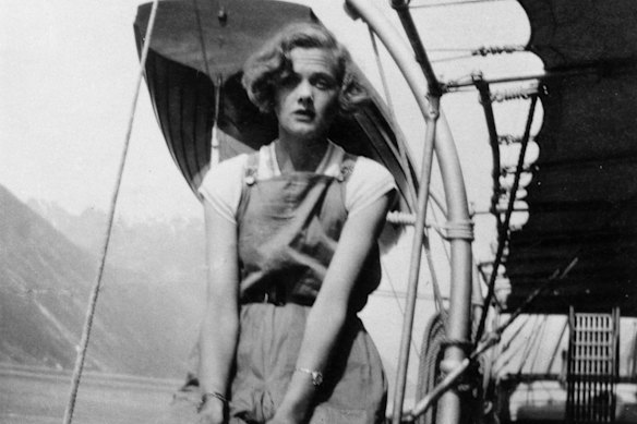 Daphne du Maurier in 1929.