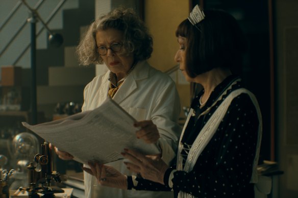 Annette Bening as Dr Euphronious and Jeannie Berlin as Greta.