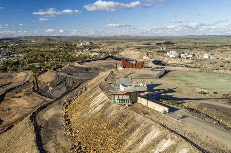 The Line of Lode stands out in this aerial shot of Broken Hill.