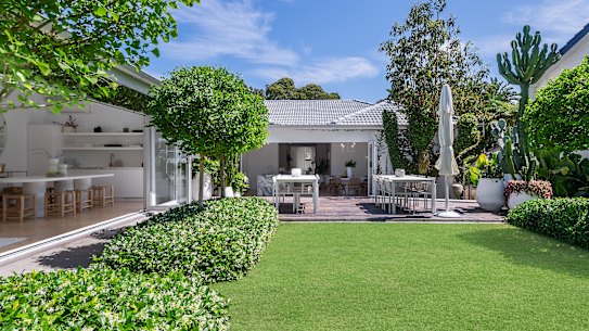 Print scion James Hannan and his wife Laura have listed their Vaucluse home.