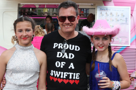 Did you get snapped by Herald photographers at Taylor Swift? Night one