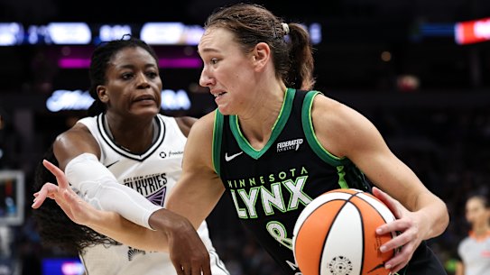 Alanna Smith has signed a record multimillion-dollar contract with the Dallas Wings.