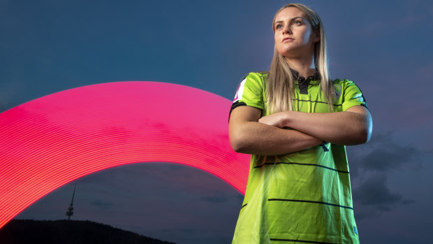 Ellie Carpenter is one of the hottest young talents in the W-League.
