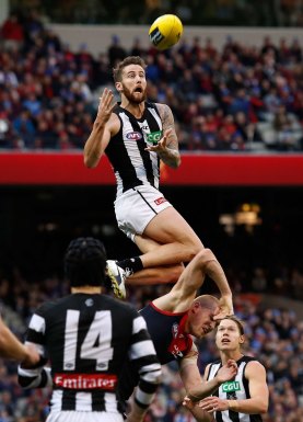 Howe takes his famous mark over Tom McDonald in 2017.
