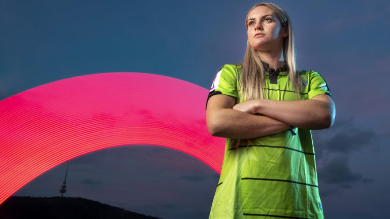 Ellie Carpenter is one of the hottest young talents in the W-League.