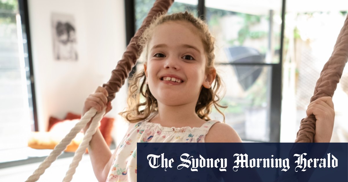 SLC6A1: Personalised gene research hopes to find treatment for seven-year-old Sasha Lipworth - Vimarsana News