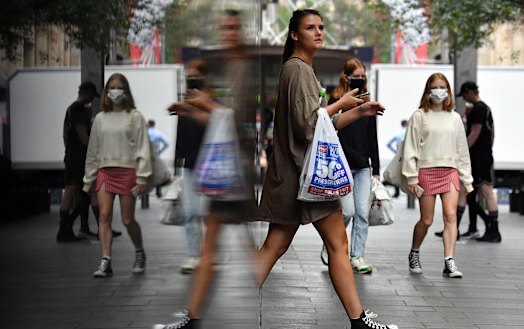 Shoppers at Pitt Street Mall on December 21, 2020.