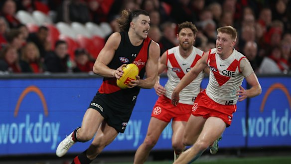 Sam Draper is out of contract at the end of the year. The Bombers need him to have a career-defining season. 
