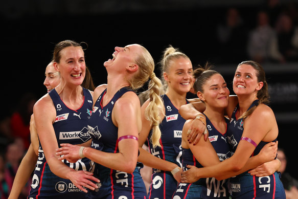 The Vixens celebrate their one-point victory.