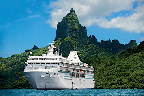 The Gauguin’s small size allows it to manoeuvre from deep seas to shallow lagoons as nimbly as a yacht.