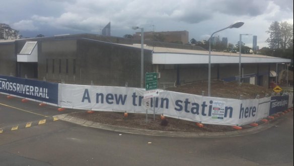 Demolition of Woolloongabba's Go Print site has begun, the first early works of the Cross River Rail project.