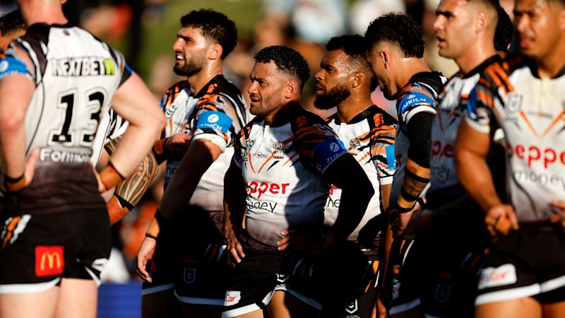 Campbelltown curse continues as Tigers go down to Dolphins