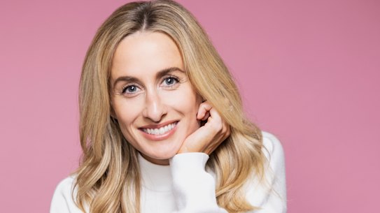 With her easy-to-understand explanations and visually appealing videos, Dr Julie Smith has become one of the most popular therapists on social media.