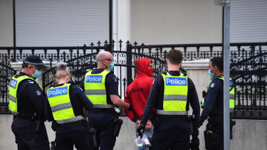 Coronavirus Australia update LIVE: Victoria records 113 ...