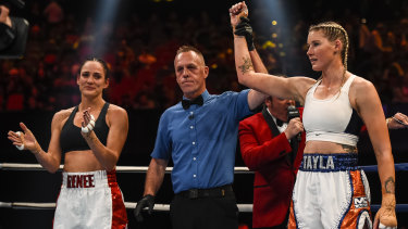 Tayla Harris Earns First Knockout Of Boxing Career In Win