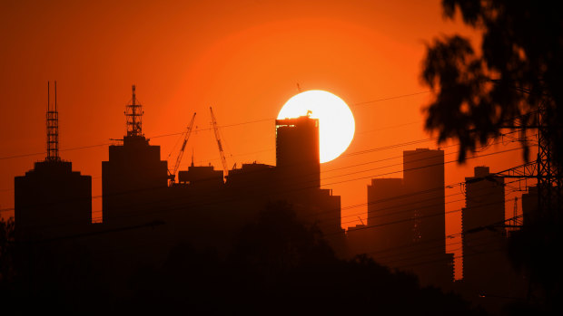 Melbourne contributed 40% of the nation's economic growth over the past year and is tipped to close the gap on Sydney as Australia's economic centre.