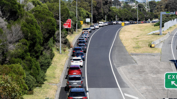 Vehicles line up to exit the Monash Freeway at Warrigal Road to gain access to Chadstone shopping centre. 