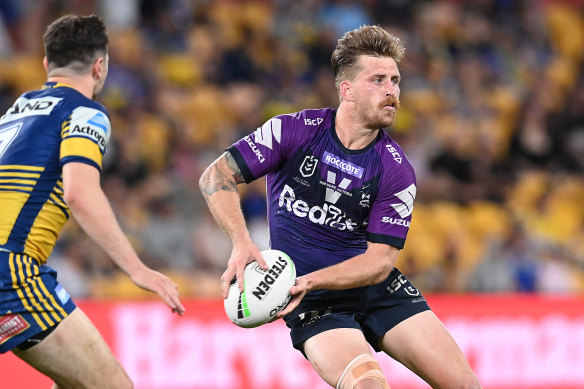 Cameron Munster's troublesome knee could be a concern for the Storm heading into the grand final qualifier.