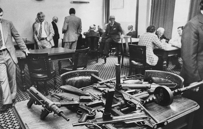 Guns, pots and parmas: How a gang got away with the heist of the century