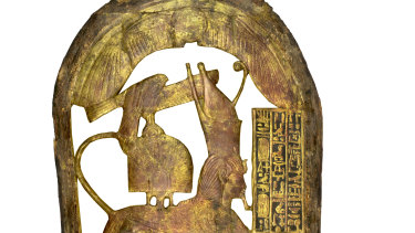 Shield decorated with sphinx.