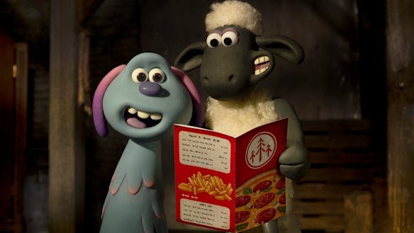 Lost alien Lu-La and Shaun the Sheep bond over - what else? - pizza in the film Farmageddon.