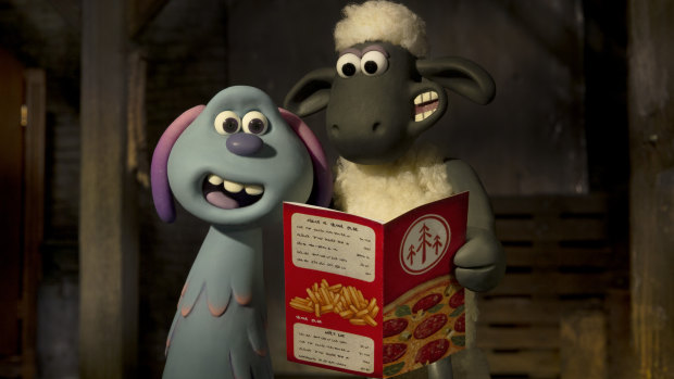 Lost alien Lu-La and Shaun the Sheep bond over - what else? - pizza in the film Farmageddon.