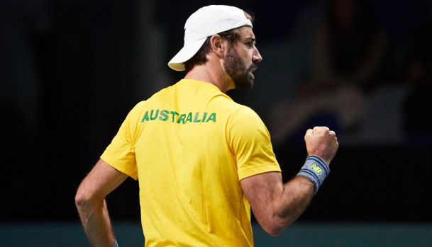 Jordan Thompson set up victory for Australia with a three-set win in the No.2 singles.