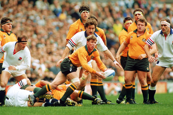 Nick Farr-Jones in action for the Wallabies in the 1991 World Cup final. 