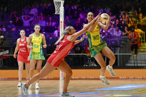 England’s Chelsea Pitman and Australia’s Ash Brazill in Cape Town.