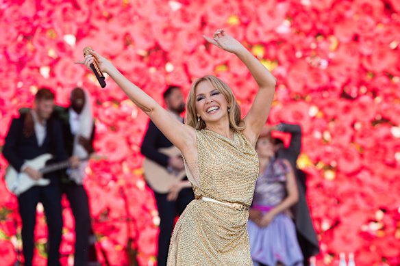 Kylie Minogue revealed as headline act for 2026 AFL grand final entertainment