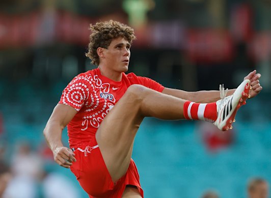 AFL live: Bondi heroes, victims remembered at SCG; Curnow faces Blues for the first time