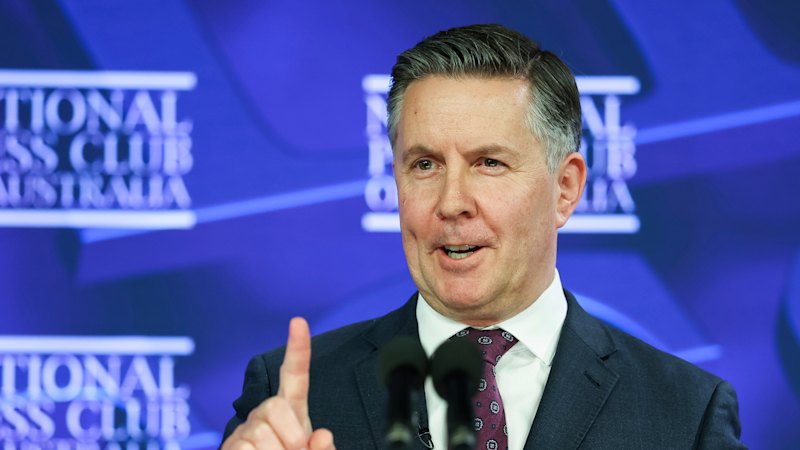 Albanese government to scrap Howard-era private health bonus for older Australians