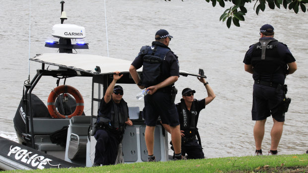 Man drowns in Gold Coast river near boat he lived on