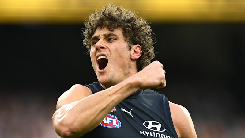 Voss cagey on injury scare after Curnow training collision