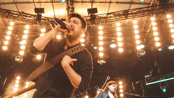 Mumford and Sons live review: At their best, sticking to their roots