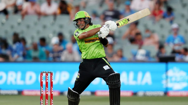 Jason Sangha in action for the Sydney Thunder. 