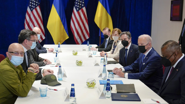 US President Joe Biden meets with Ukrainian Foreign Minister Dmytro Kuleba (second from left) and Ukrainian Defence Minister Oleksii Reznikov in Warsaw in March 2022.