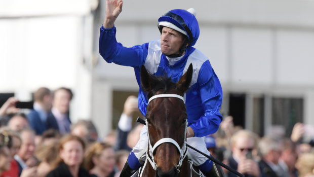 Final Sydney salute: Hugh Bowman acknowledges the crowd coming back on Winx on Saturday