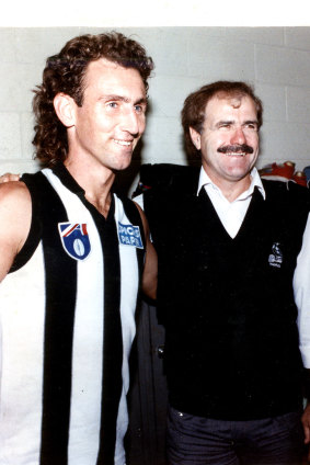 Peter Daicos with Leigh Matthews at Collingwood.