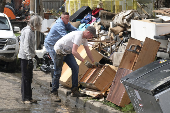 The cleanup continues after the flooding in Maribyrnong. 