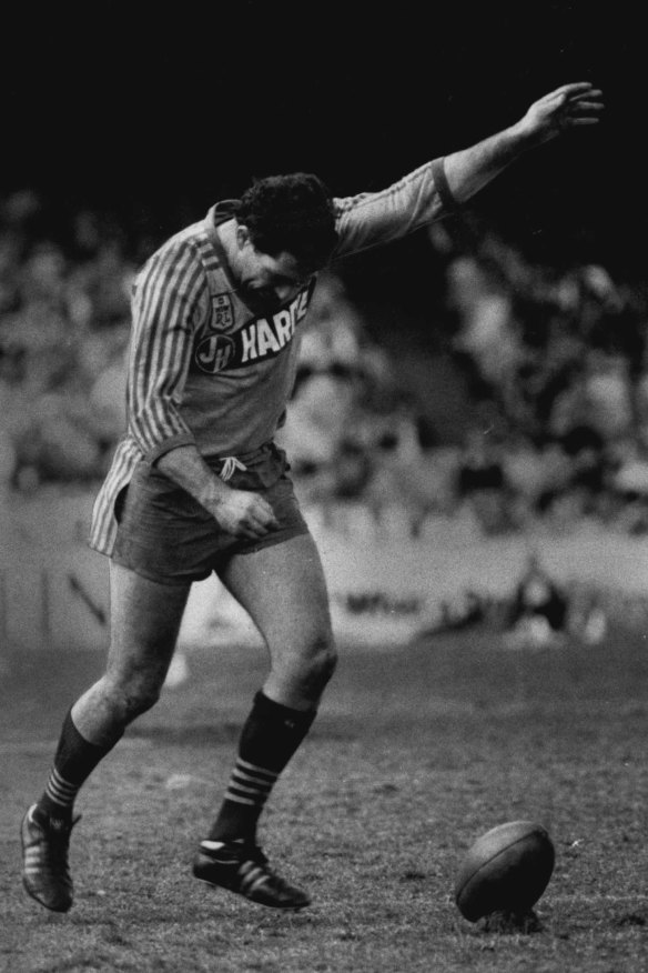 Mick Cronin’s late 1984 penalty attempt could have given the Eels’ four in a row - or five in six years.