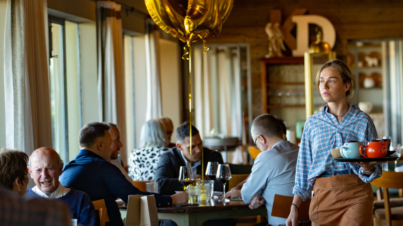 Birthdays, parties, anything: This bayside restaurant is the definition of dependable
