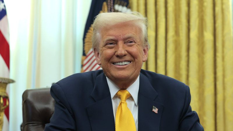 Trump flags showdown with Iran on nuclear, threatens Russia sanctions