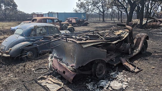 Scope economists are warning households should expect stagnant wages growth and higher unemployment this year as the economy comes to terms with the impact of fires and coronavirus.