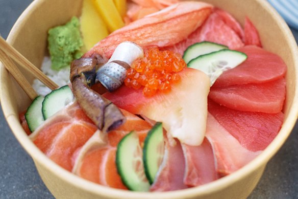 Shoten's chirashi is a classic assembly with a few exciting additions including surf clam.